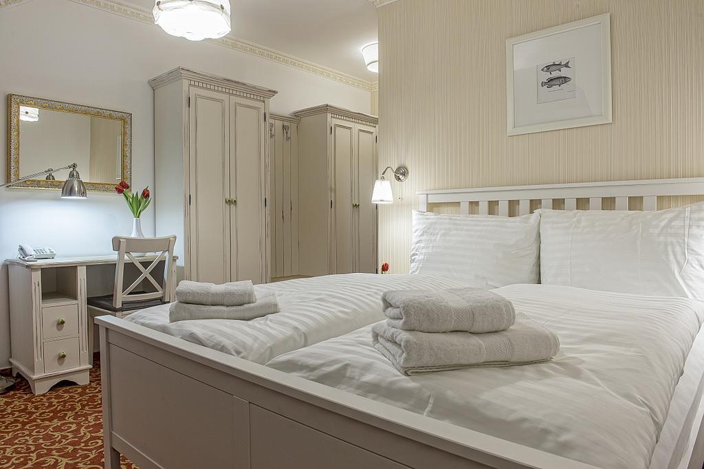 Hotel Pod Bránou Bardejov Quarto foto
